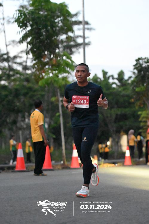 Race photo from Arutmin Borneo Run 2024