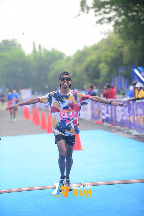 Race photo from Isoplus Run 2024 Surabaya