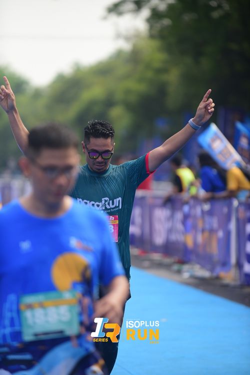 Race photo from Isoplus Run 2024 Surabaya