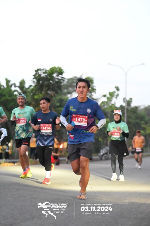 Race photo from Arutmin Borneo Run 2024