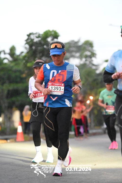 Race photo from Arutmin Borneo Run 2024