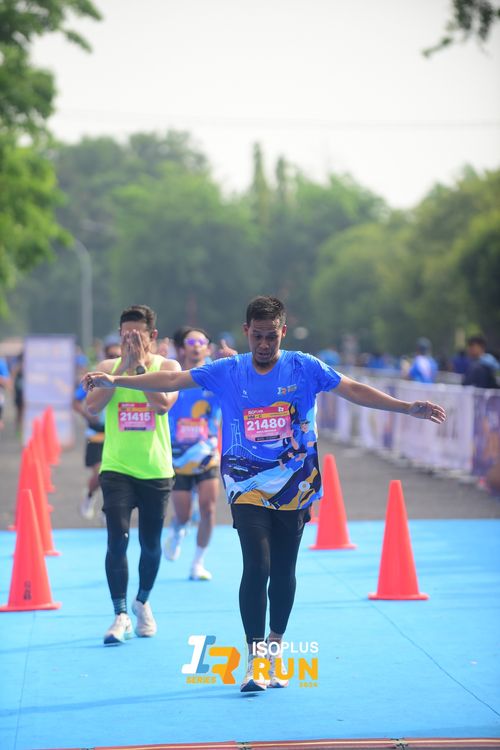 Race photo from Isoplus Run 2024 Surabaya