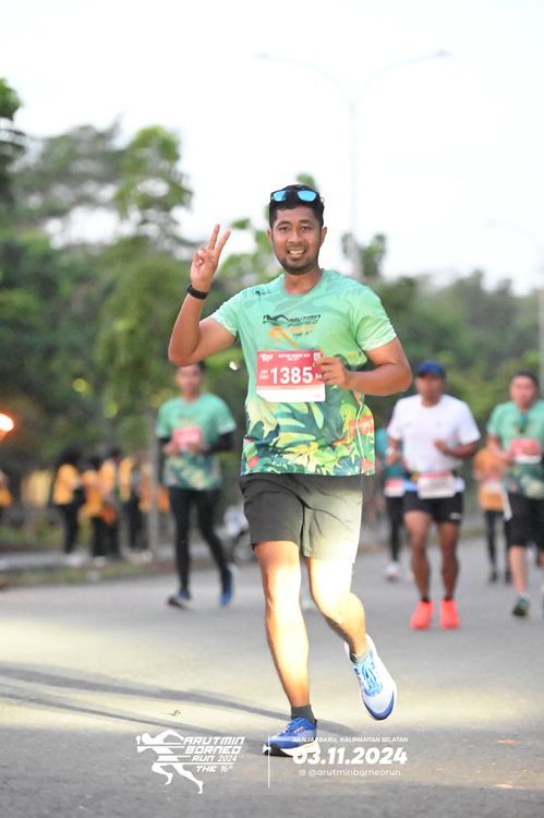 Race photo from Arutmin Borneo Run 2024