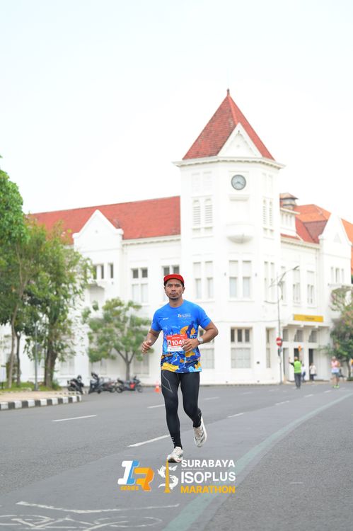 Race photo from SURABAYA ISOPLUS MARATHON 2025