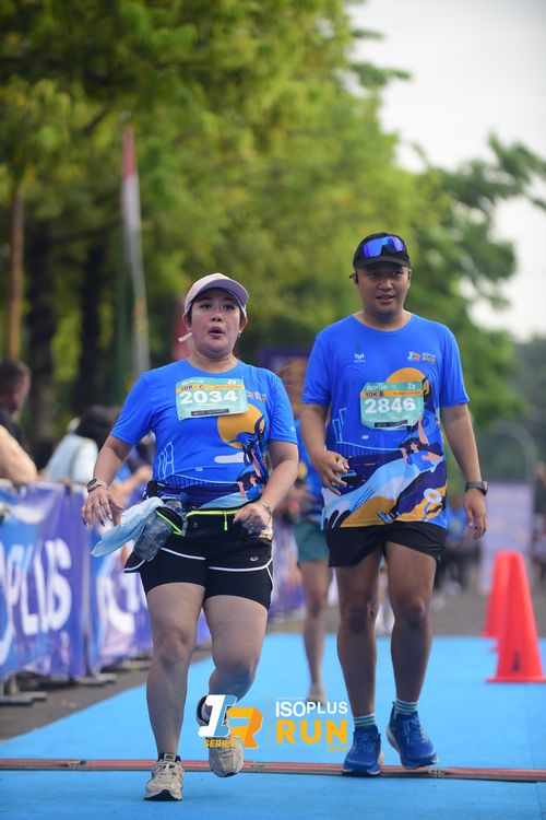 Race photo from Isoplus Run 2024 Surabaya