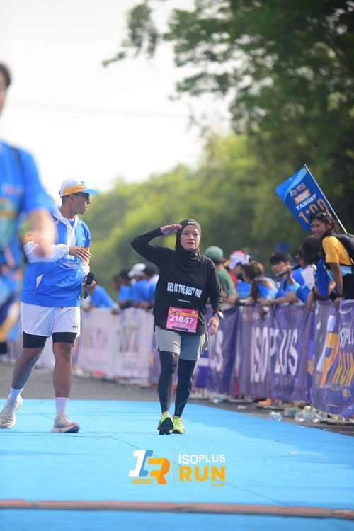 Race photo from Isoplus Run 2024 Surabaya