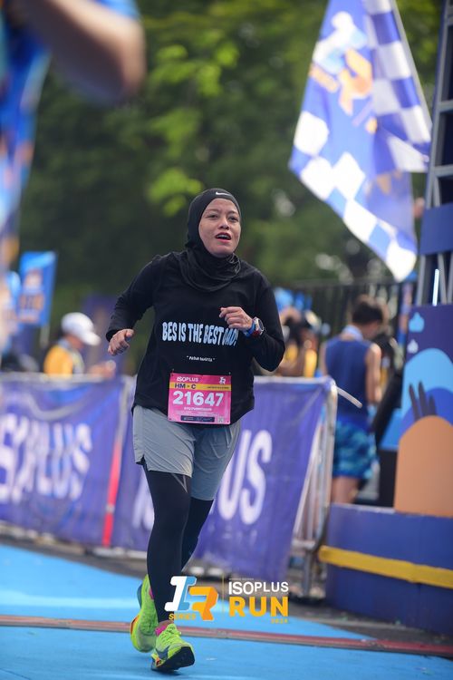 Race photo from Isoplus Run 2024 Surabaya