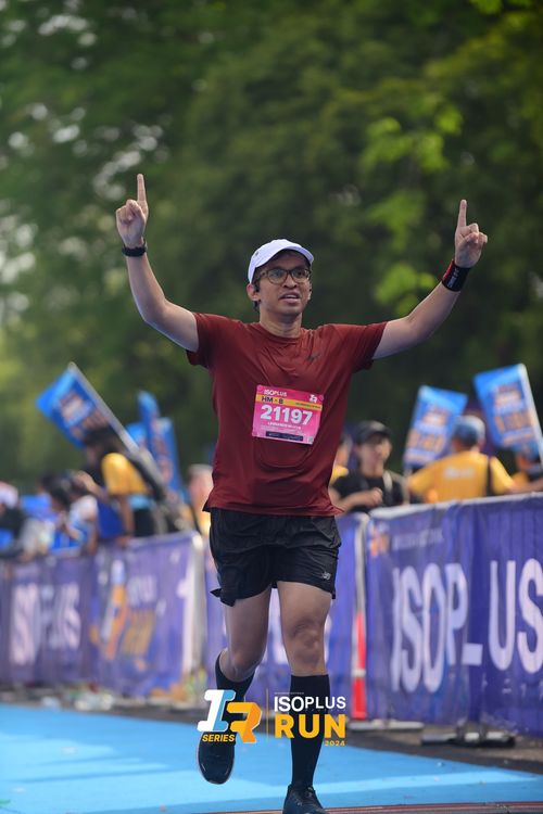 Race photo from Isoplus Run 2024 Surabaya