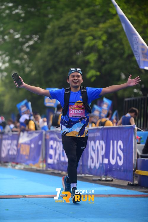 Race photo from Isoplus Run 2024 Surabaya