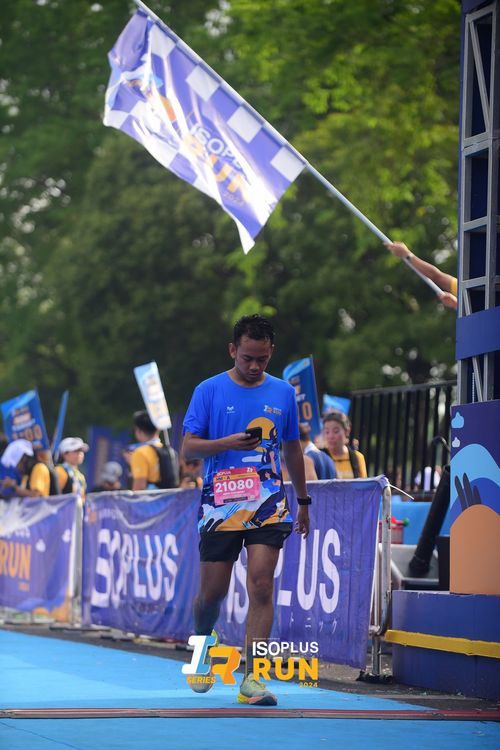 Race photo from Isoplus Run 2024 Surabaya