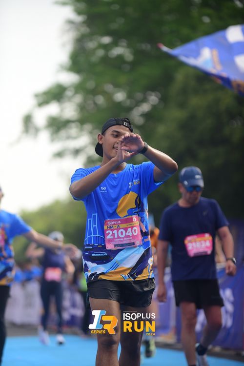 Race photo from Isoplus Run 2024 Surabaya