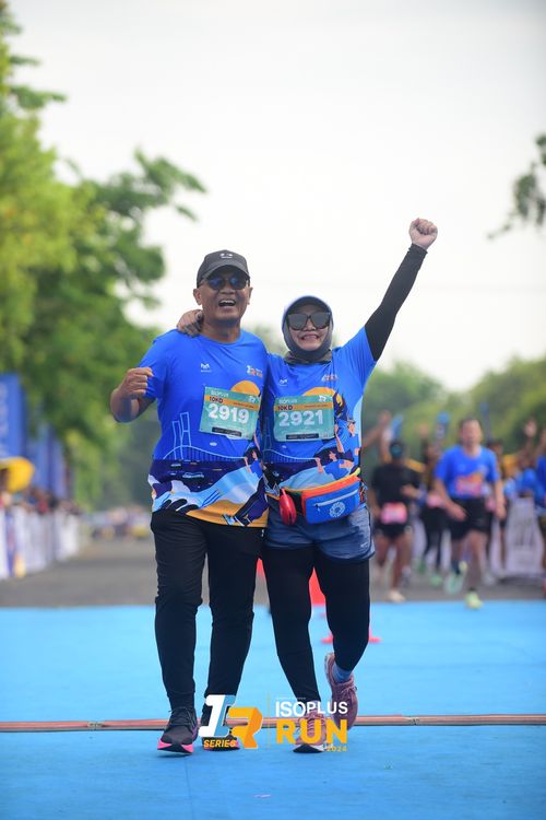 Race photo from Isoplus Run 2024 Surabaya