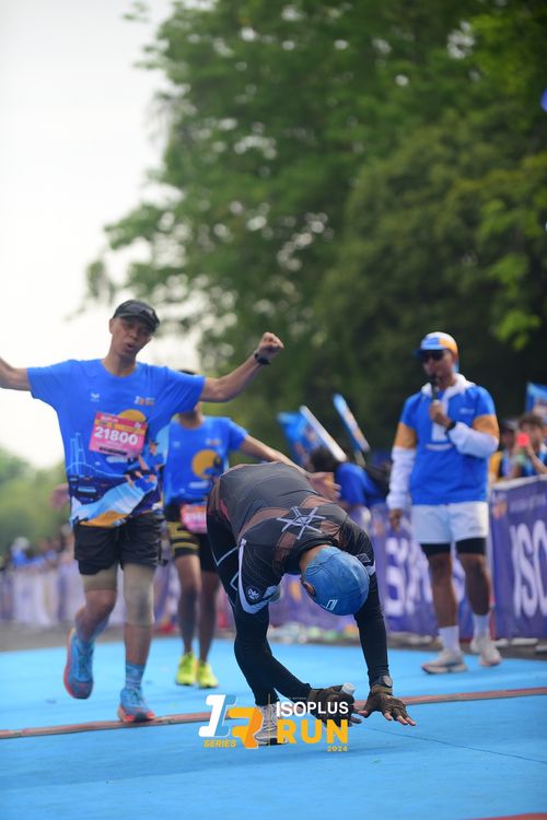 Race photo from Isoplus Run 2024 Surabaya