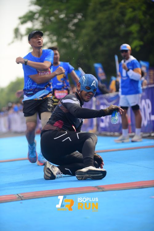 Race photo from Isoplus Run 2024 Surabaya