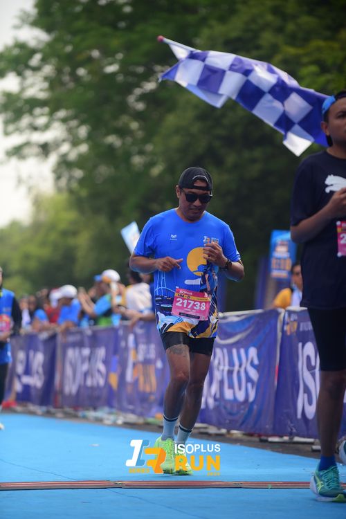 Race photo from Isoplus Run 2024 Surabaya