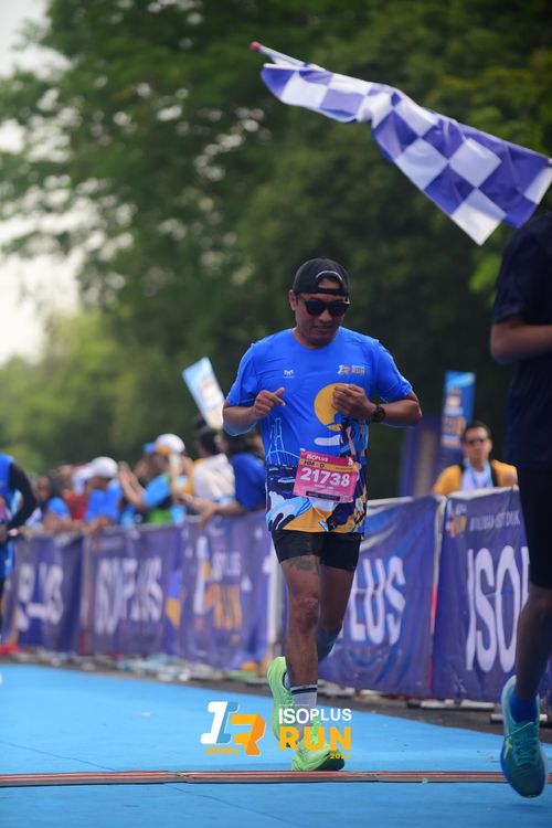 Race photo from Isoplus Run 2024 Surabaya