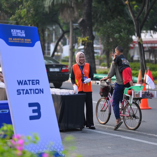 Race photo from KEMLU RUN 2026