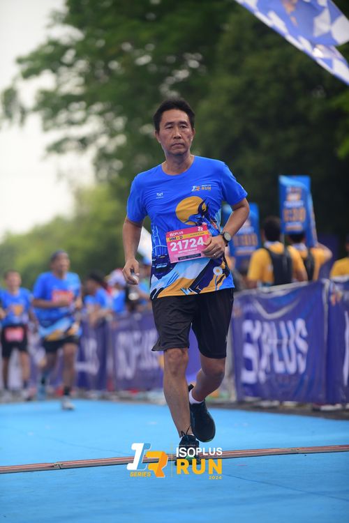 Race photo from Isoplus Run 2024 Surabaya