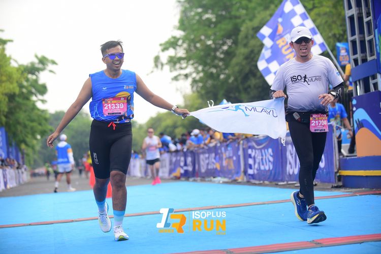 Race photo from Isoplus Run 2024 Surabaya