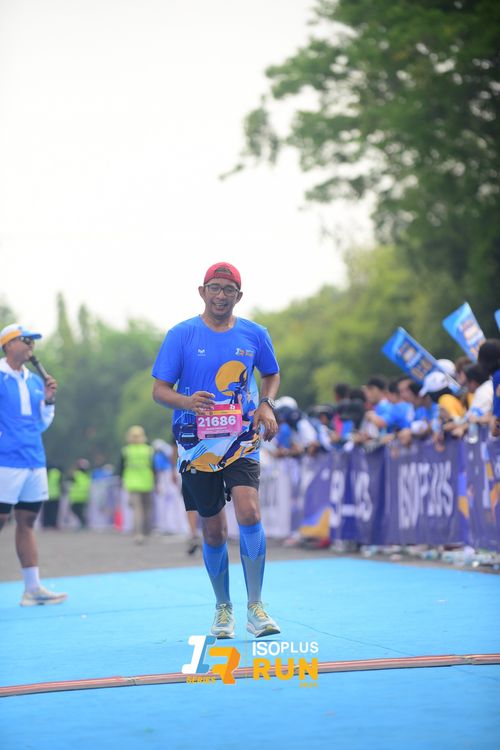 Race photo from Isoplus Run 2024 Surabaya