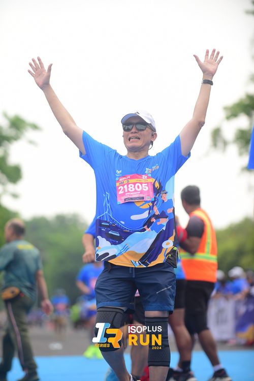 Race photo from Isoplus Run 2024 Surabaya