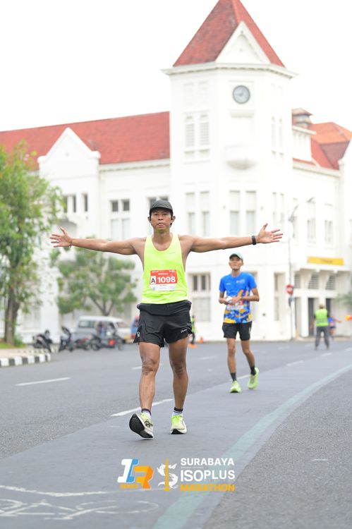 Race photo from SURABAYA ISOPLUS MARATHON 2025