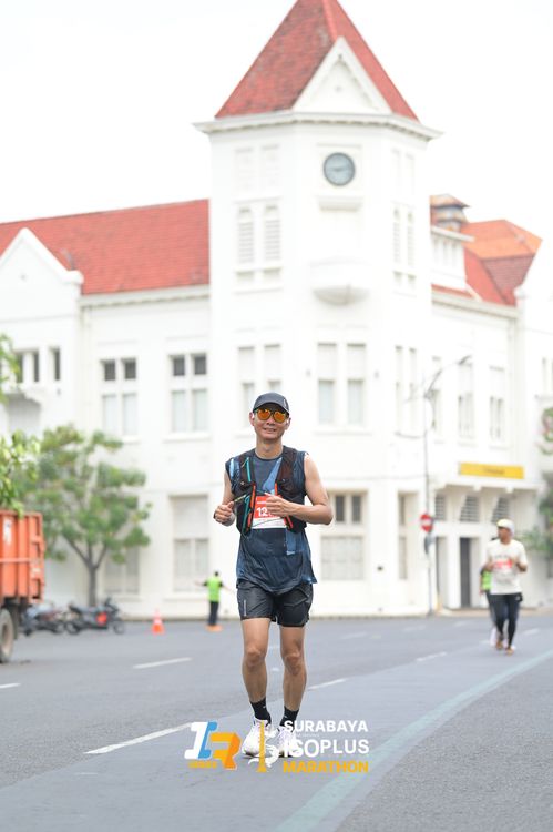 Race photo from SURABAYA ISOPLUS MARATHON 2025