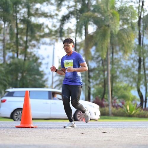 Race photo from BOGORUN 2026