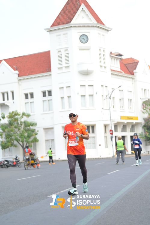 Race photo from SURABAYA ISOPLUS MARATHON 2025