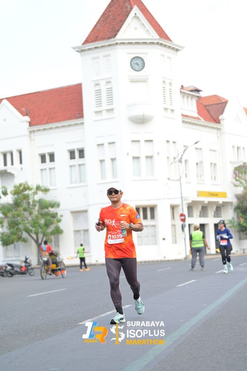 Race photo from SURABAYA ISOPLUS MARATHON 2025