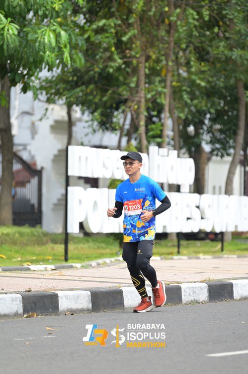 Race photo from SURABAYA ISOPLUS MARATHON 2025