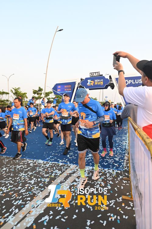 Race photo from ISOPLUS RUN 2025 - JAKARTA