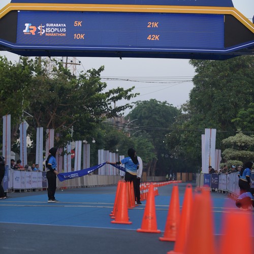 Race photo from SURABAYA ISOPLUS MARATHON 2026