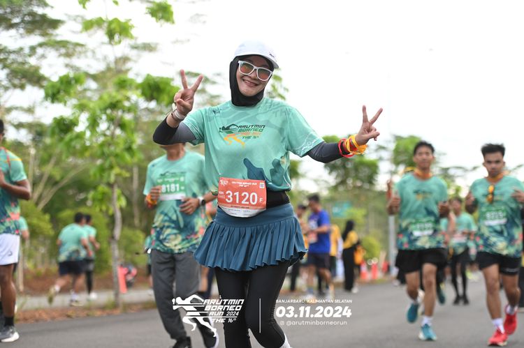 Race photo from Arutmin Borneo Run 2024