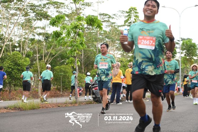 Race photo from Arutmin Borneo Run 2024