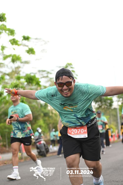 Race photo from Arutmin Borneo Run 2024