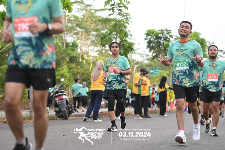 Race photo from Arutmin Borneo Run 2024