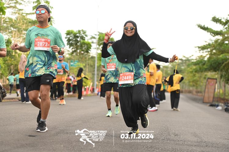 Race photo from Arutmin Borneo Run 2024