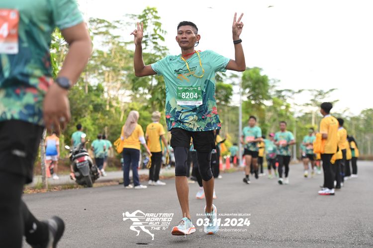 Race photo from Arutmin Borneo Run 2024