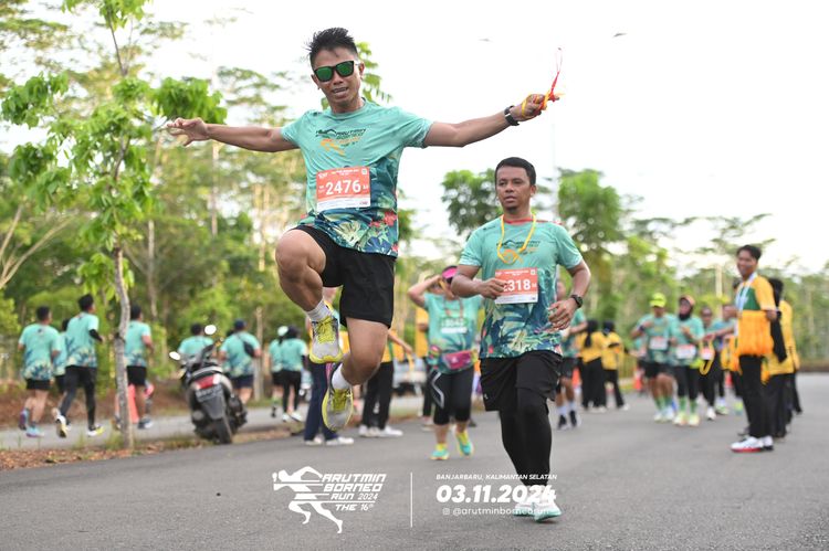 Race photo from Arutmin Borneo Run 2024