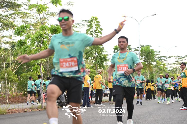Race photo from Arutmin Borneo Run 2024