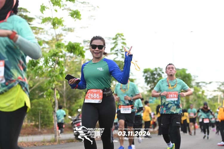 Race photo from Arutmin Borneo Run 2024