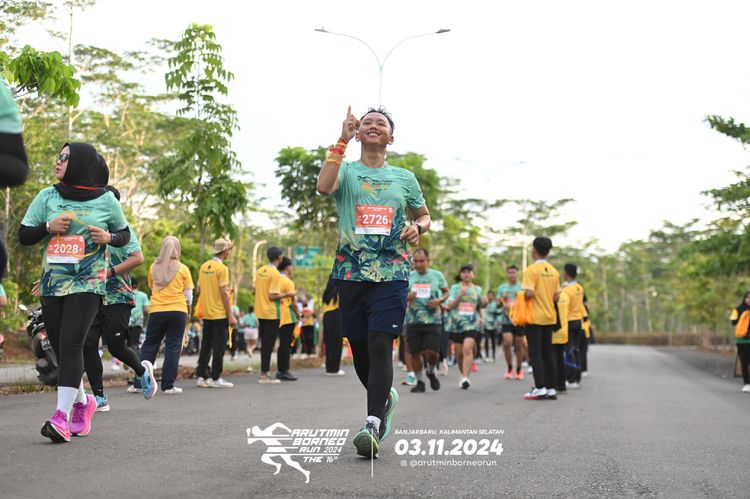 Race photo from Arutmin Borneo Run 2024