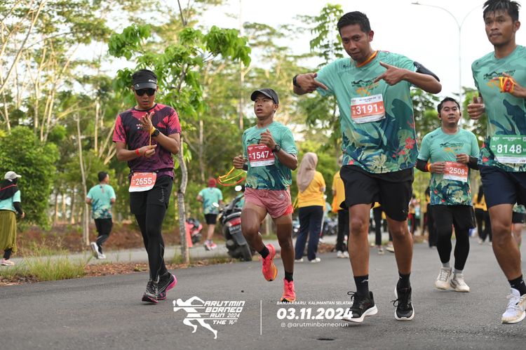 Race photo from Arutmin Borneo Run 2024