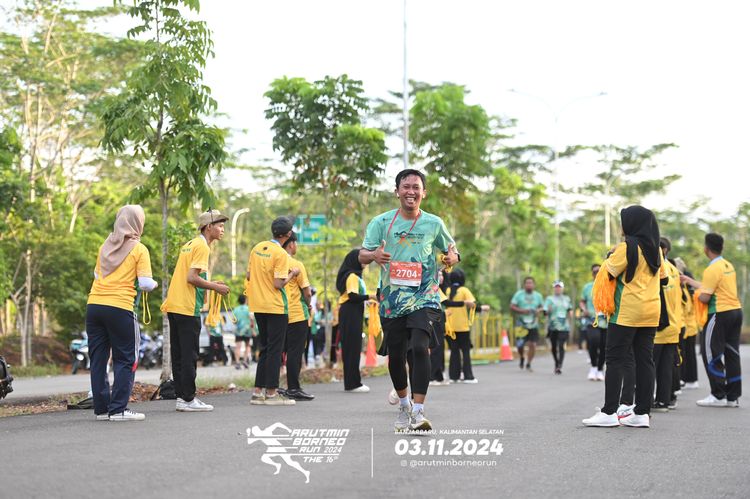 Race photo from Arutmin Borneo Run 2024