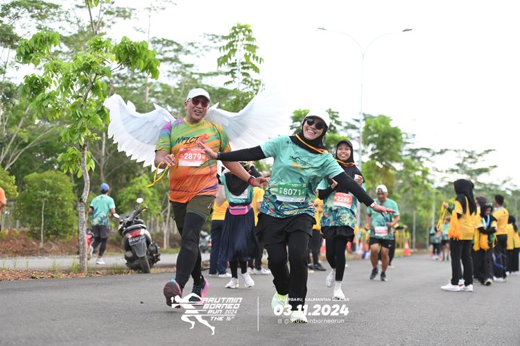 Race photo from Arutmin Borneo Run 2024