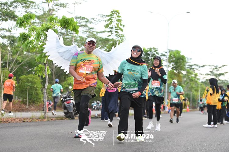 Race photo from Arutmin Borneo Run 2024