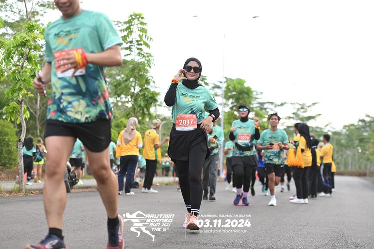 Race photo from Arutmin Borneo Run 2024