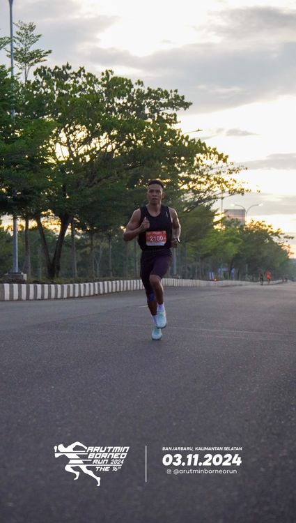 Race photo from Arutmin Borneo Run 2024