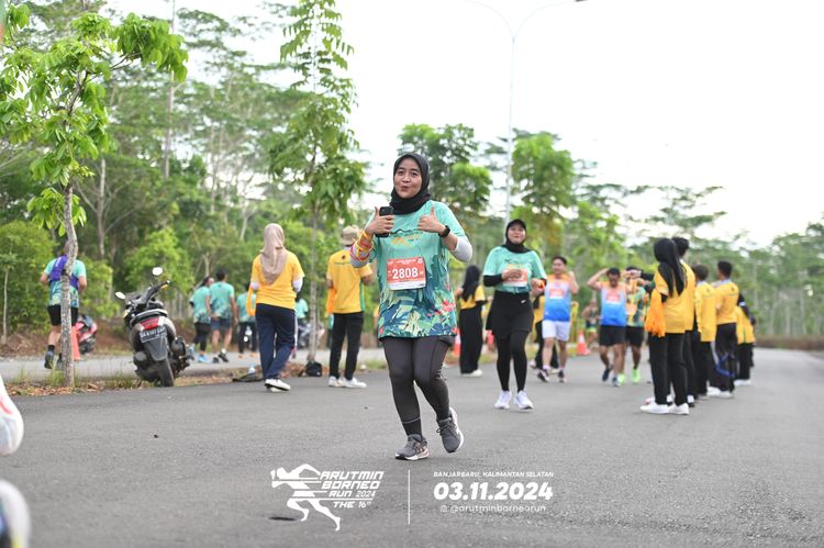 Race photo from Arutmin Borneo Run 2024